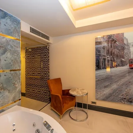 Ramada By Wyndham Pera Taksim İstanbul