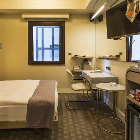 Ramada By Wyndham Pera Taksim Hotel 5*