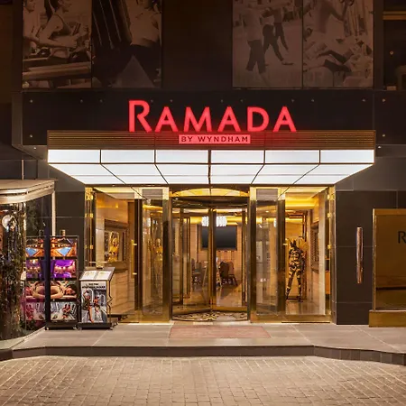 Ramada By Wyndham Pera Taksim Istanboel