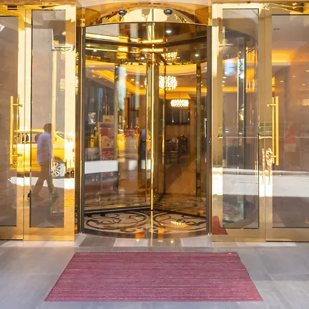 Ramada By Wyndham Pera Taksim 5* Стамбул