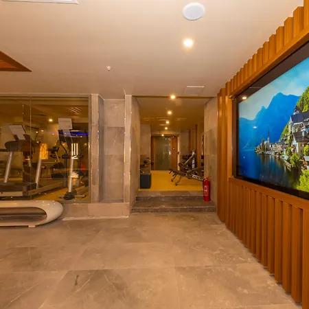 Ξενοδοχείο Ramada By Wyndham Pera Taksim 5*