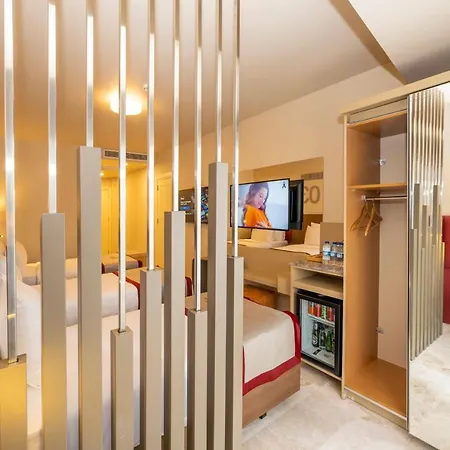 Ramada By Wyndham Pera Taksim 5* Stambuł