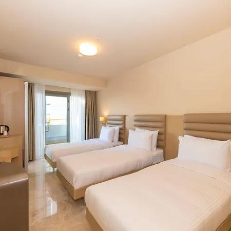 Otel Ramada By Wyndham Pera Taksim 4*