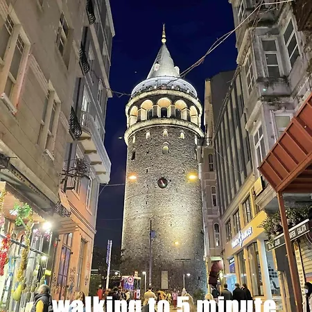 Ramada By Wyndham Pera Taksim Otel 5*