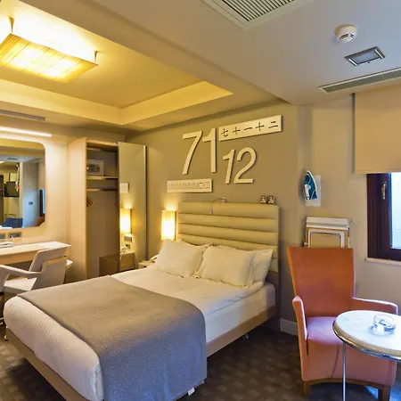 Ramada By Wyndham Pera Taksim Стамбул