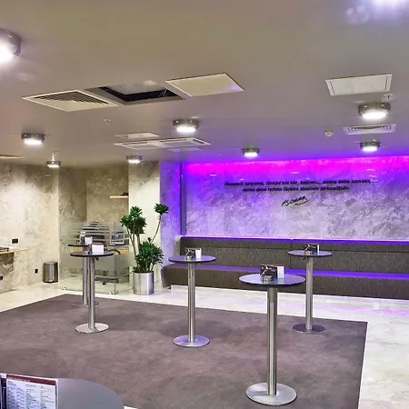 Ramada By Wyndham Pera Taksim Otel İstanbul