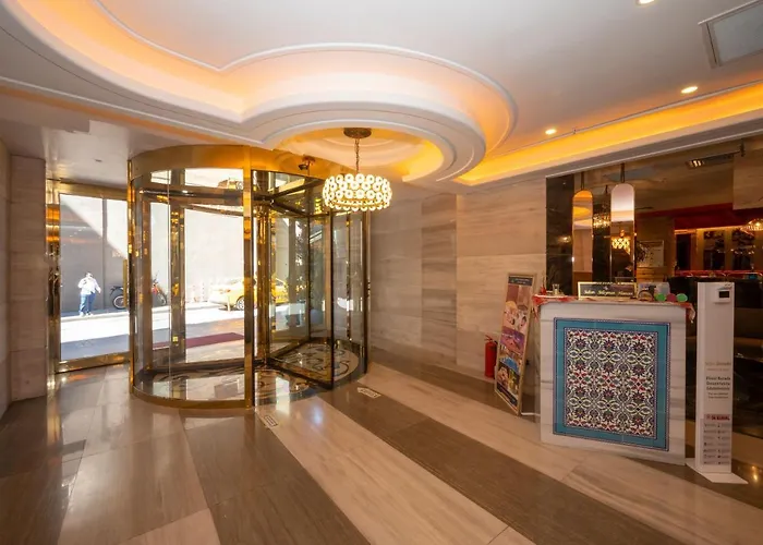 מלון Ramada By Wyndham Pera Taksim