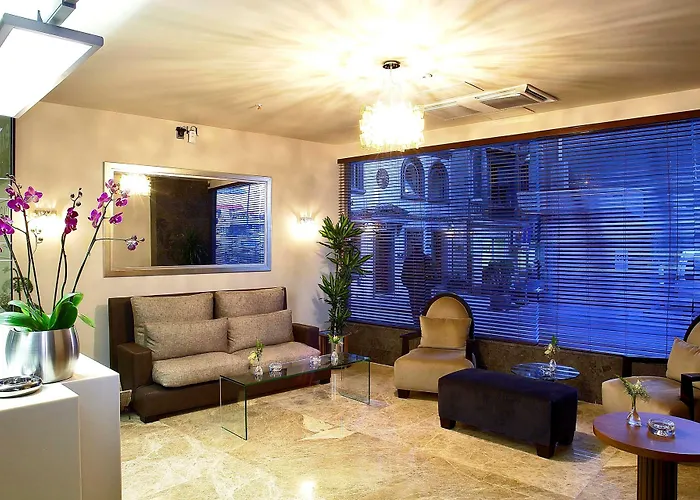 Ramada By Wyndham Pera Taksim 5*