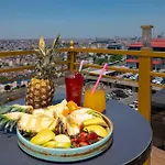 Hotel Ramada By Wyndham Pera Taksim 4*