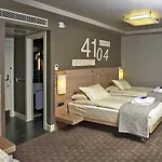 Ramada By Wyndham Pera Taksim