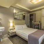 Hotel Ramada By Wyndham Pera Taksim Estambul
