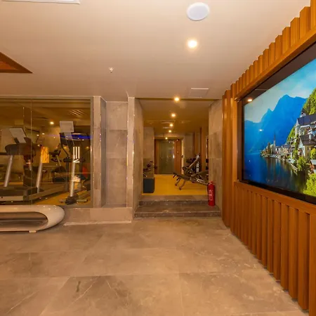 호텔 Ramada By Wyndham Pera Taksim 4*