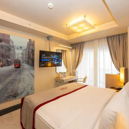 Ramada By Wyndham Pera Taksim 호텔 4*