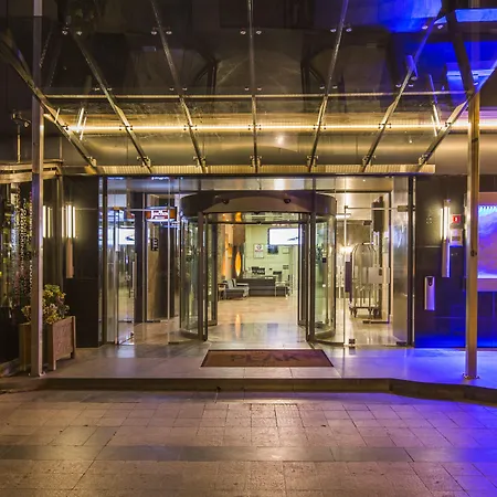 Ramada By Wyndham Pera Taksim 호텔