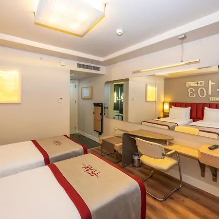 Hotel Ramada By Wyndham Pera Taksim Stambuł