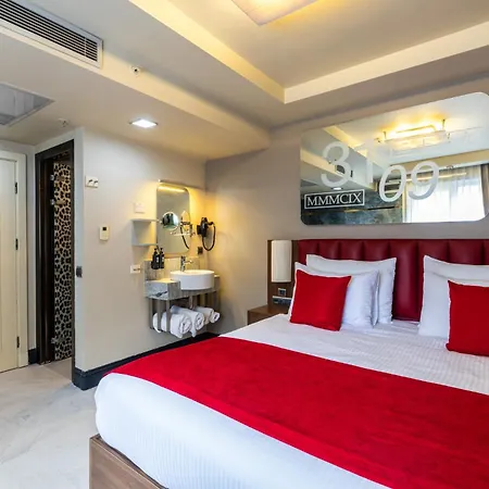 Ramada By Wyndham Pera Taksim 5* Stambuł